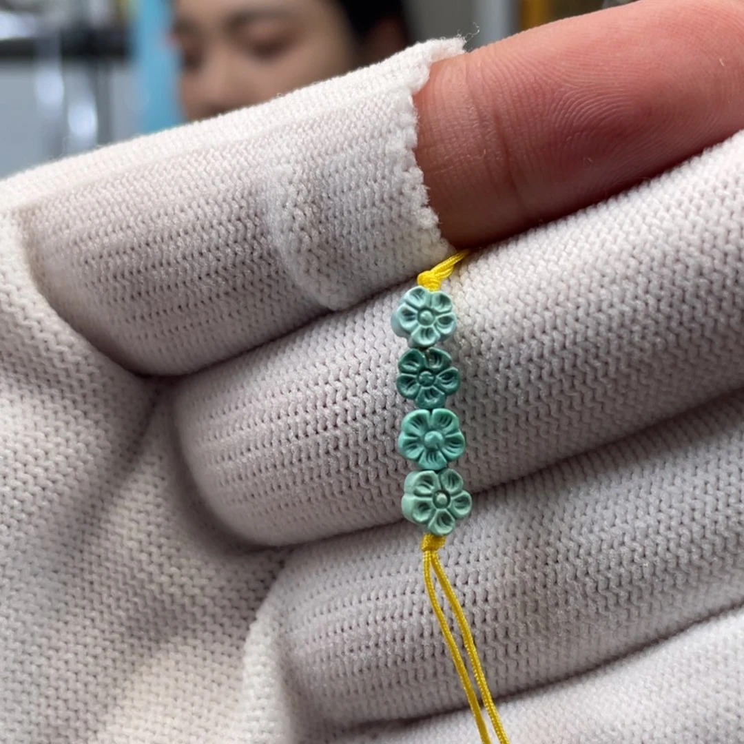 绿松石未镶嵌挂件