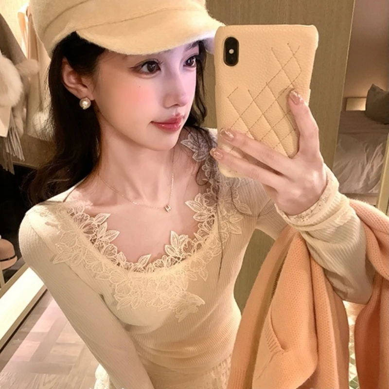 纯色长袖花朵针织打底衫女秋季内搭叠穿法式修身显瘦上衣
