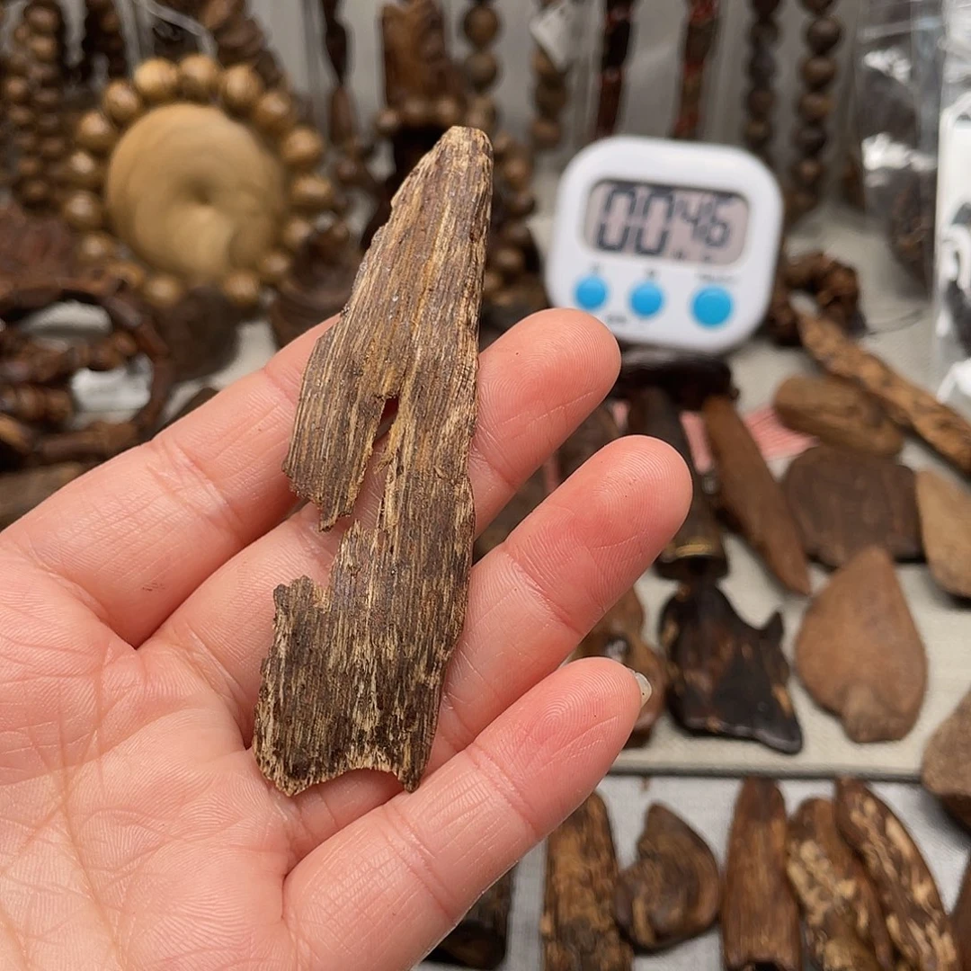 沉香碎屑沉香柬埔寨