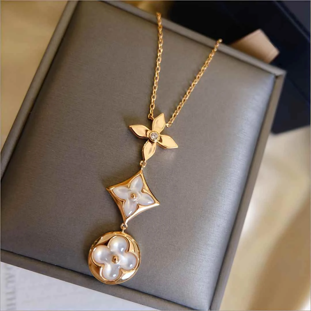 三老花四叶草项链设计轻奢气质 8355