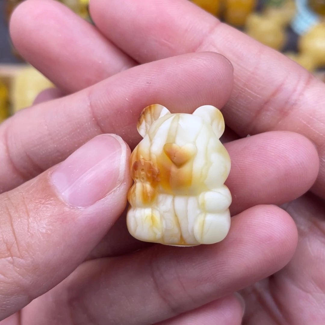裸石琥珀未镶嵌蜜蜡