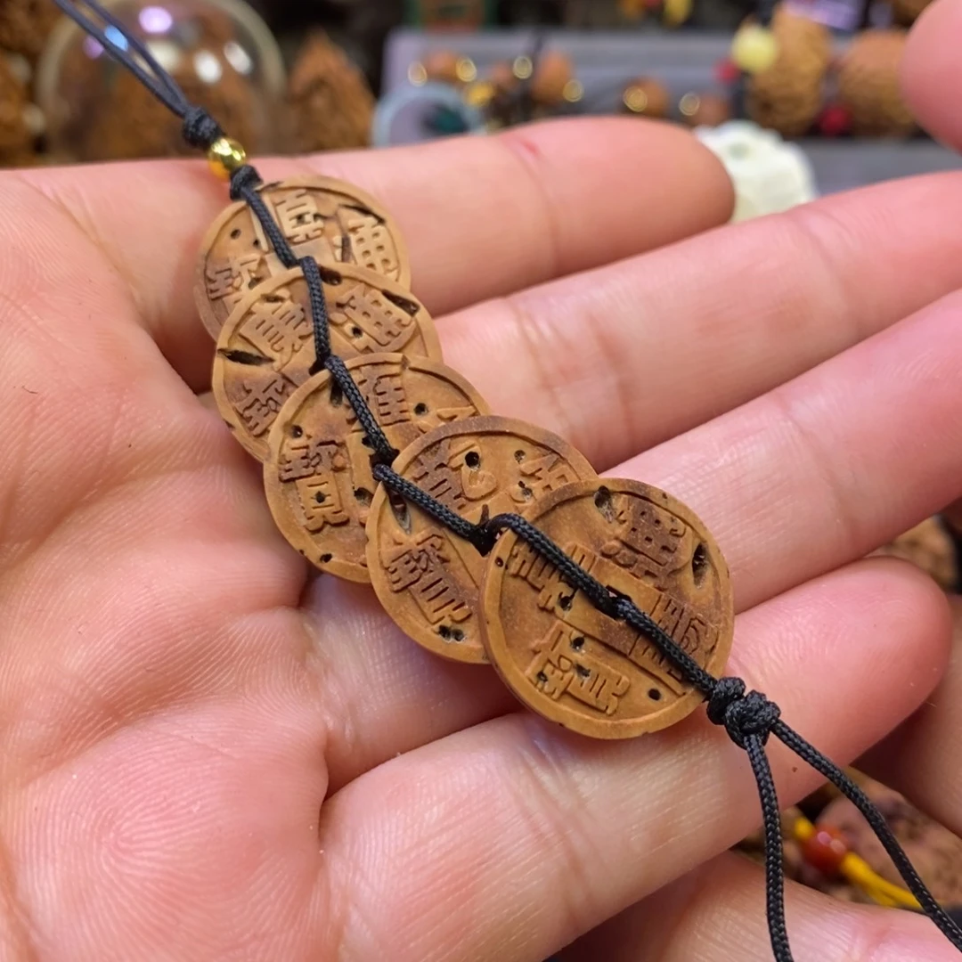 五帝钱潍坊核雕桃核雕刻