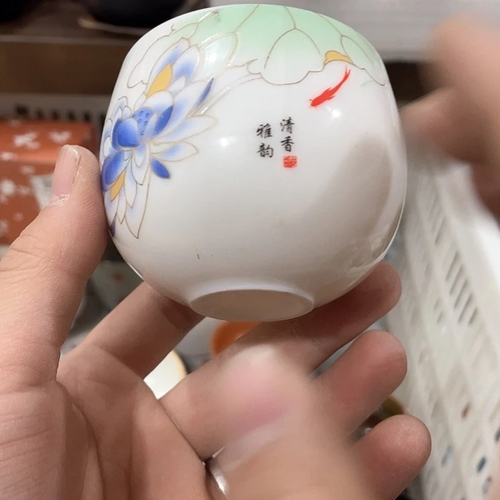 陶瓷茶具全部清清完回家过年