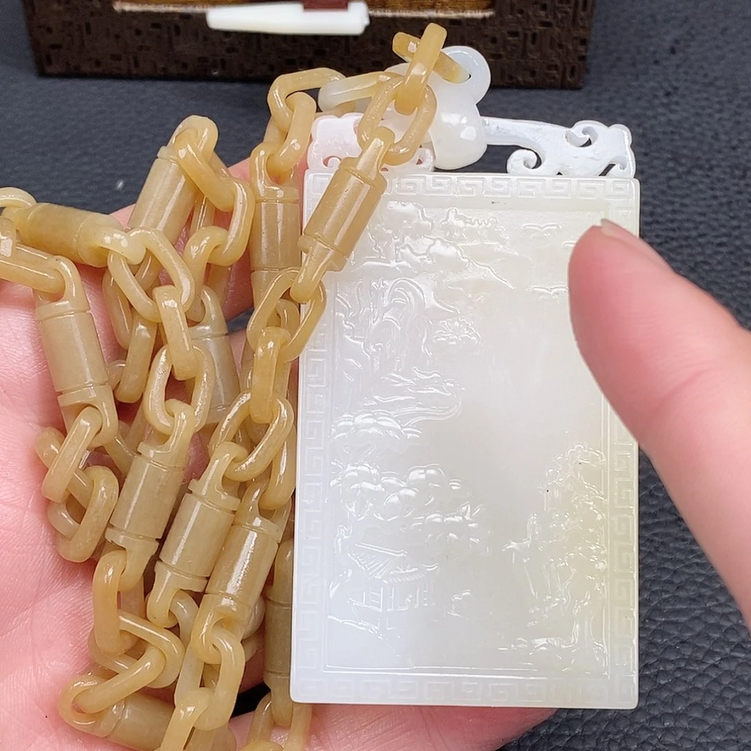 和田玉未镶嵌颈饰