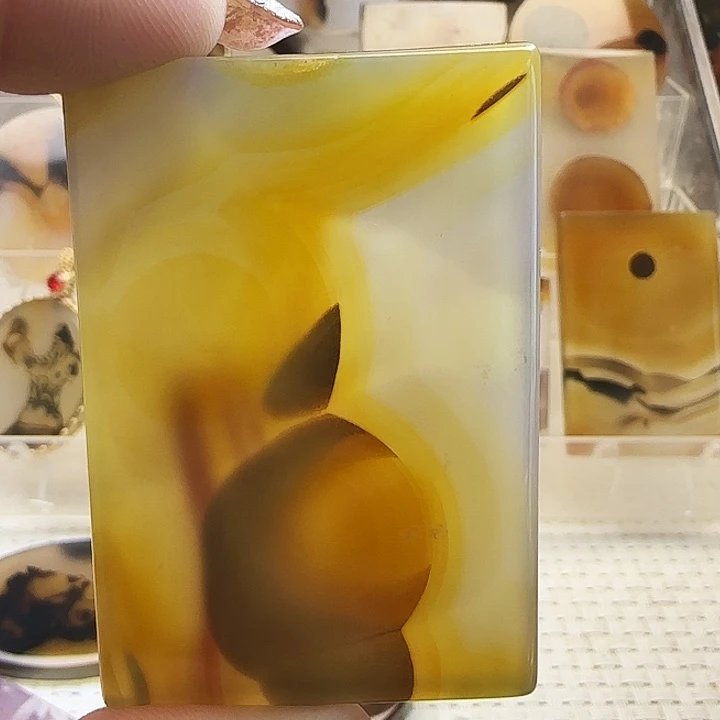 玛瑙/玉髓未镶嵌珠宝奇石
