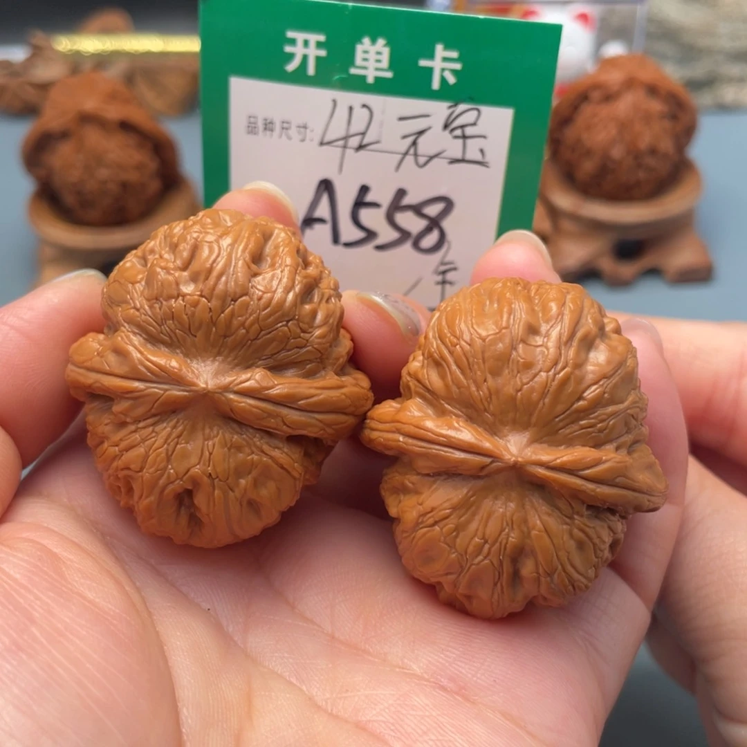 吊坠桃核文玩核桃