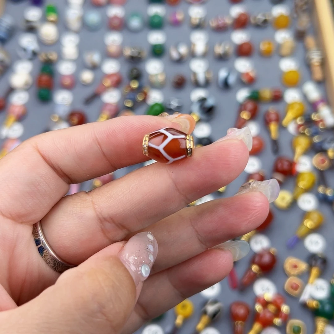 玛瑙/玉髓饰品未镶嵌