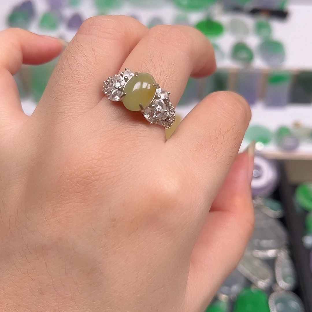 翡翠银S925镶嵌颈饰戒指