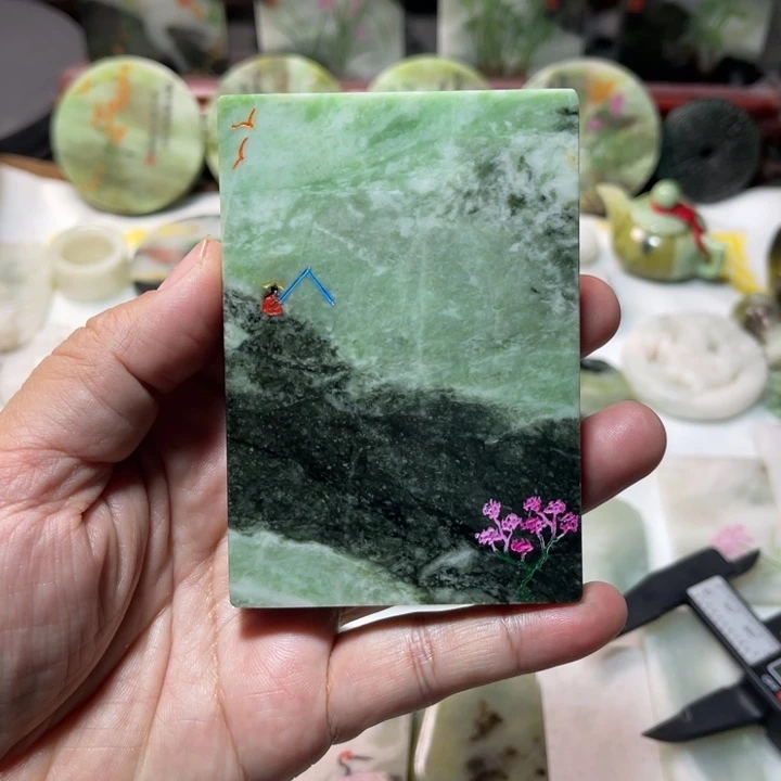 独山玉未镶嵌颈饰