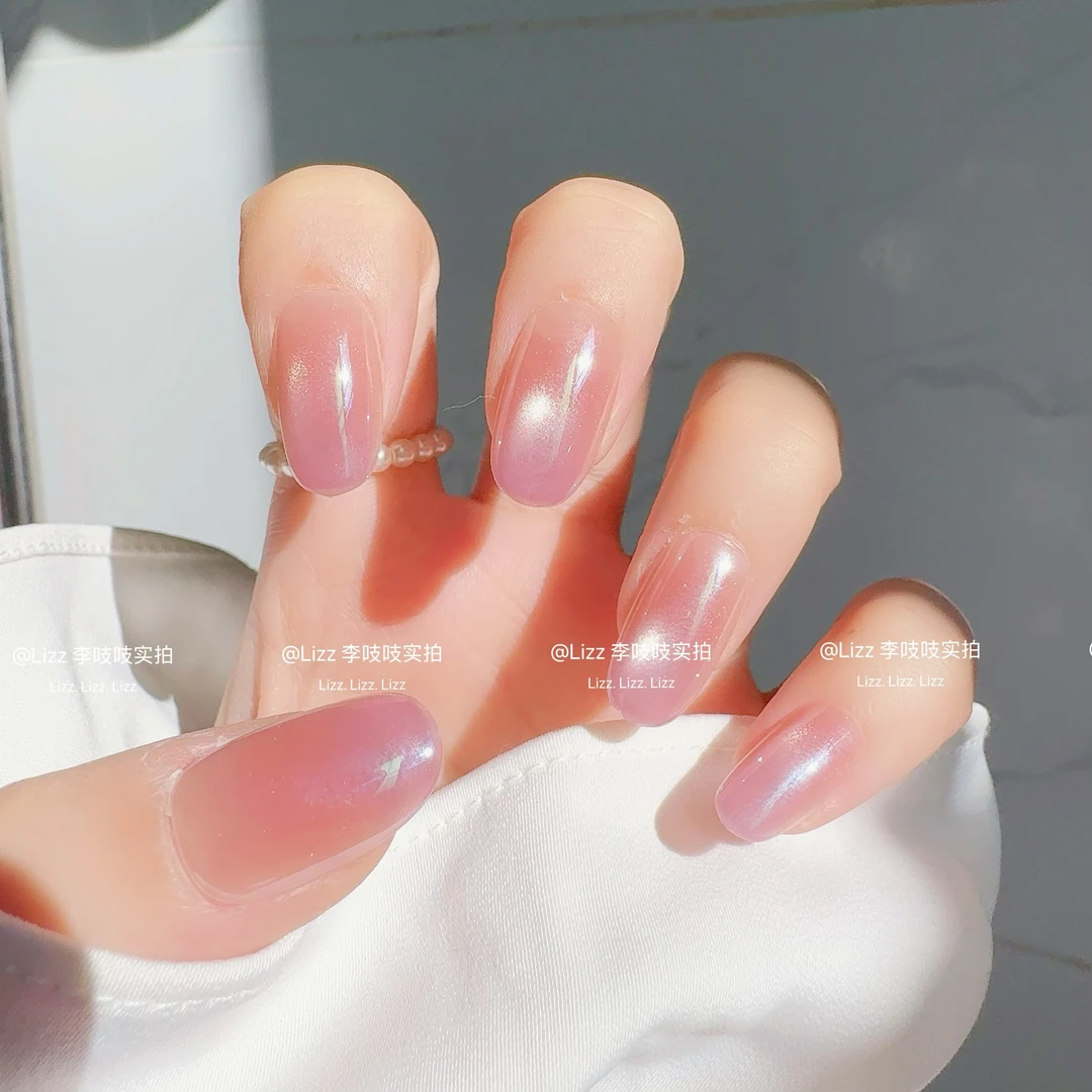 【097-粉戴】手工浅粉色追光玻璃珠猫眼短款穿戴甲显白百搭