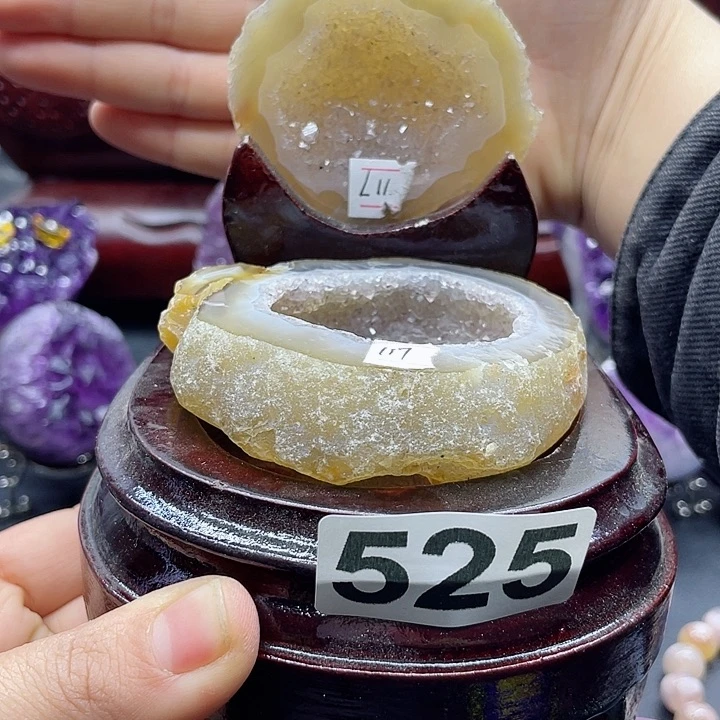 水晶大型摆件（非配饰）未镶嵌