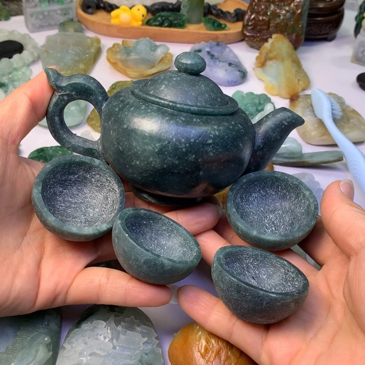 定制翡翠未镶嵌翡翠