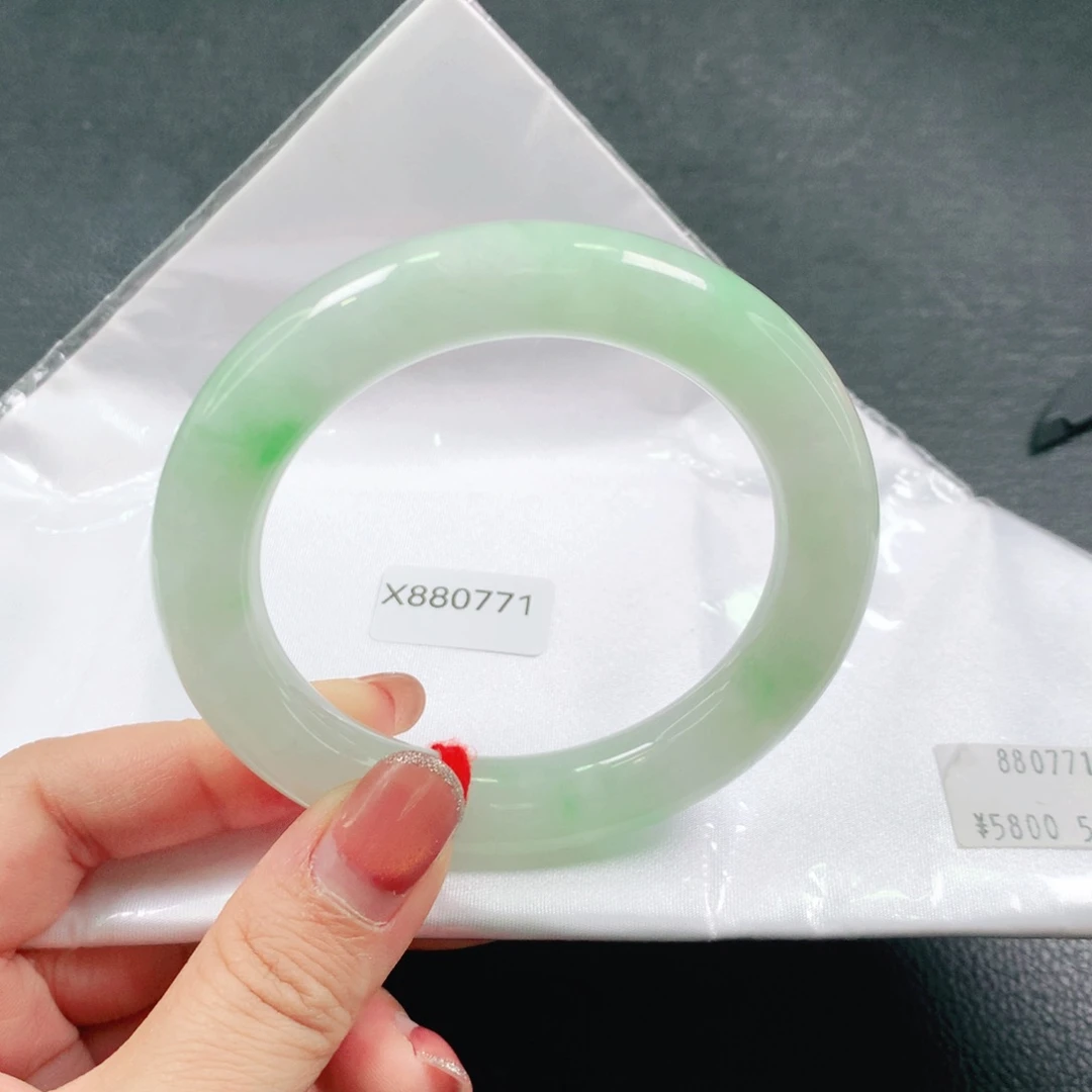 翡翠未镶嵌手镯（圆镯）03