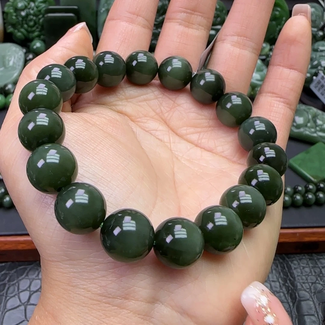 和田玉未镶嵌珠宝奇石