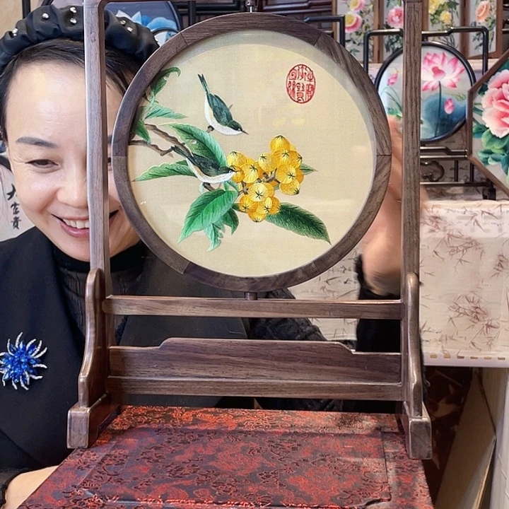 织绣苏绣摆台胡桃木手工双面
