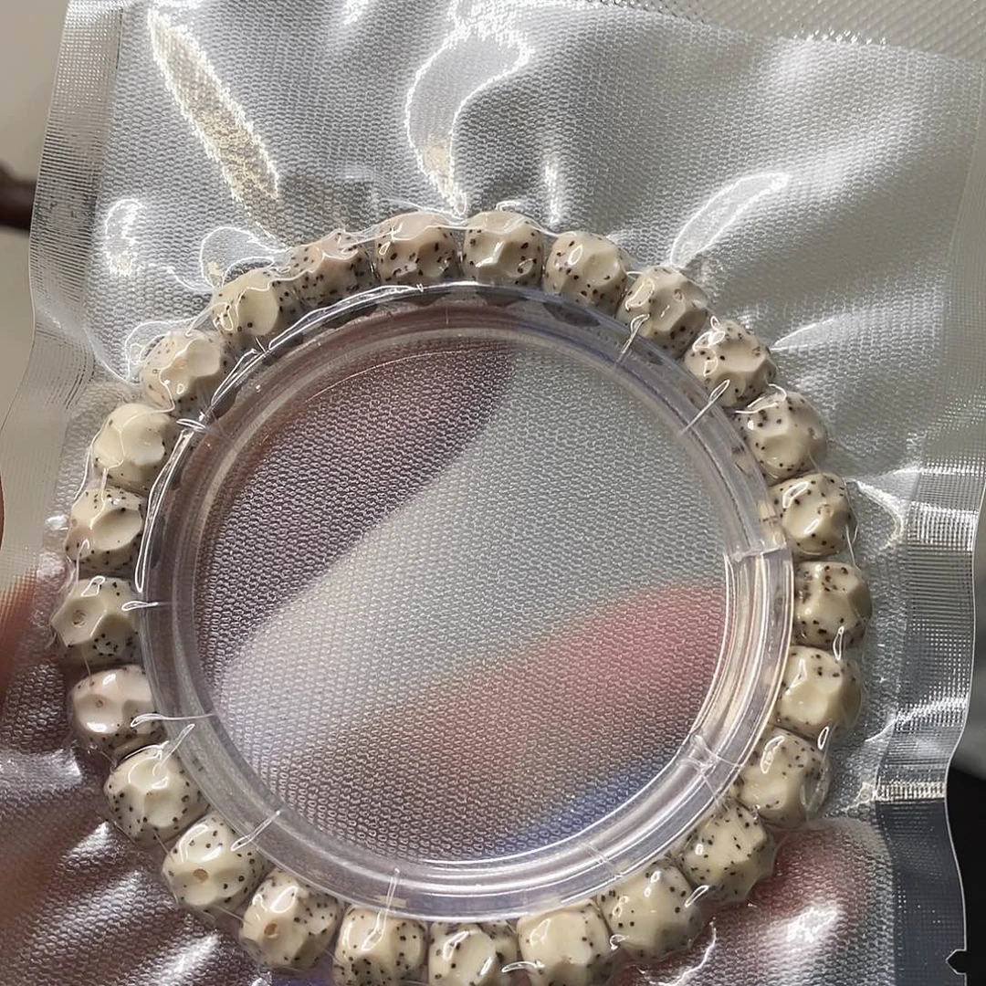 星月菩提吊坠石玉无相9*8单