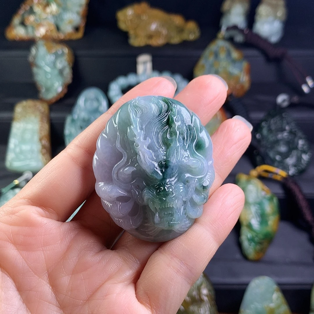 翡翠未镶嵌颈饰挂件