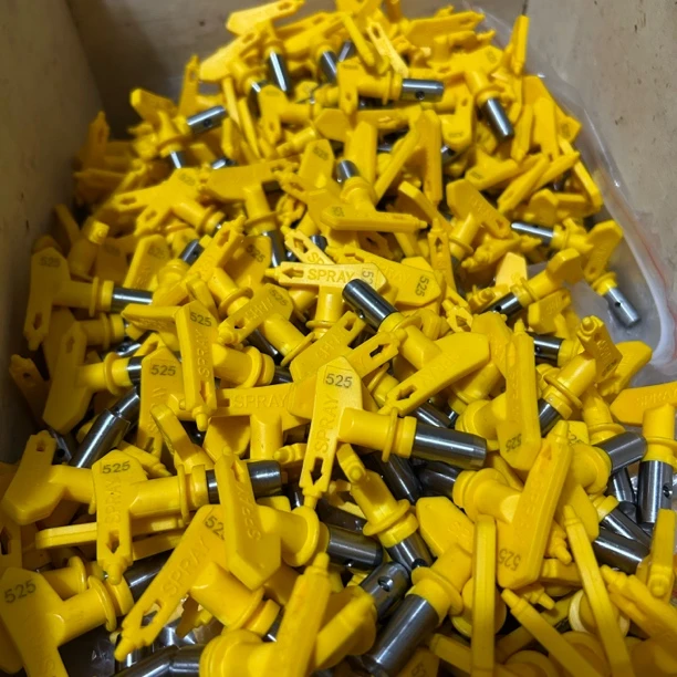 喷嘴喷涂乳胶漆涂料喷嘴高压喷涂机枪嘴枪头油漆喷嘴耐磨钨钢喷嘴