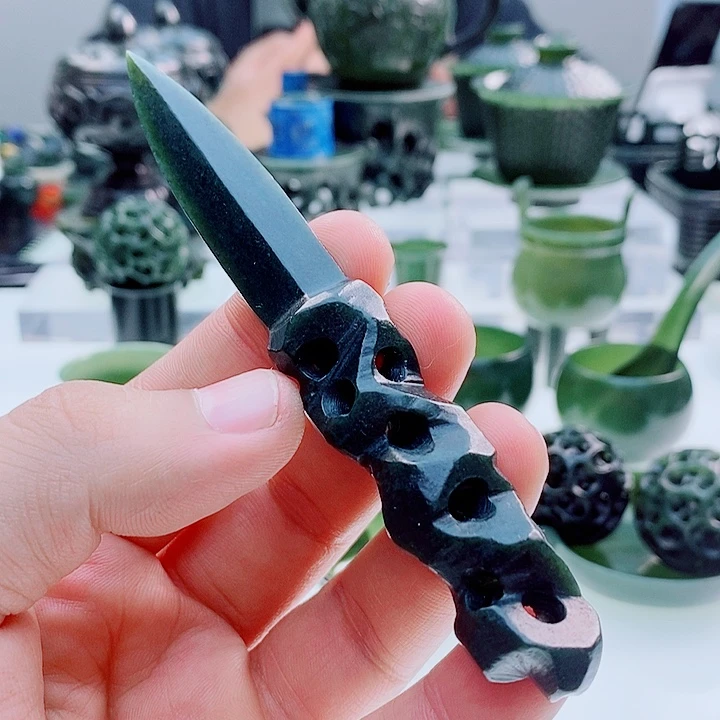 和田玉（青玉）未镶嵌把件