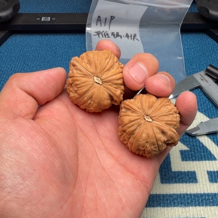 山***君吊坠文玩核桃文玩核桃