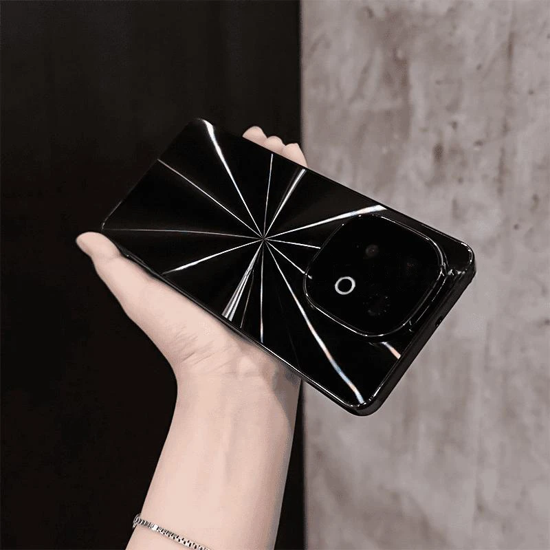 镭射CD纹电镀适用iQOOz10turbo手机壳pro全包防摔防滑条创意简约