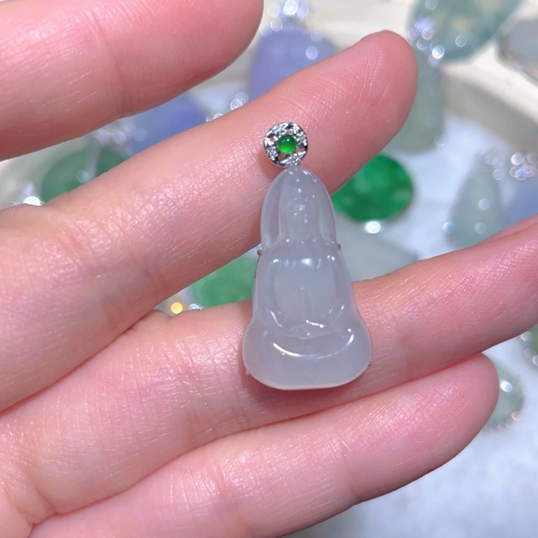 翡翠颈饰18K金镶嵌小***家翡翠