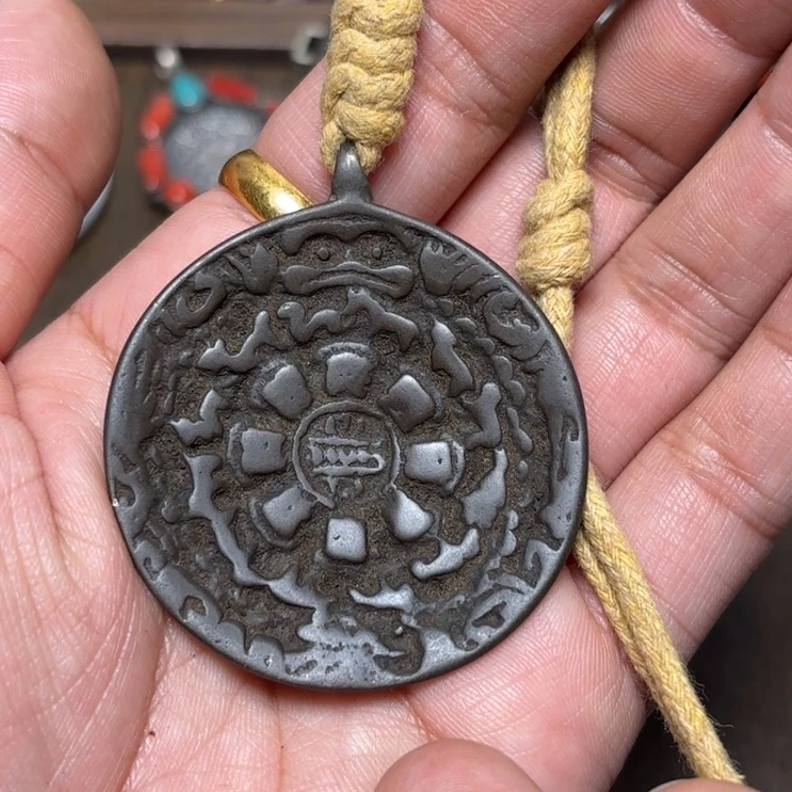 玻璃颈饰藏传喜马拉雅