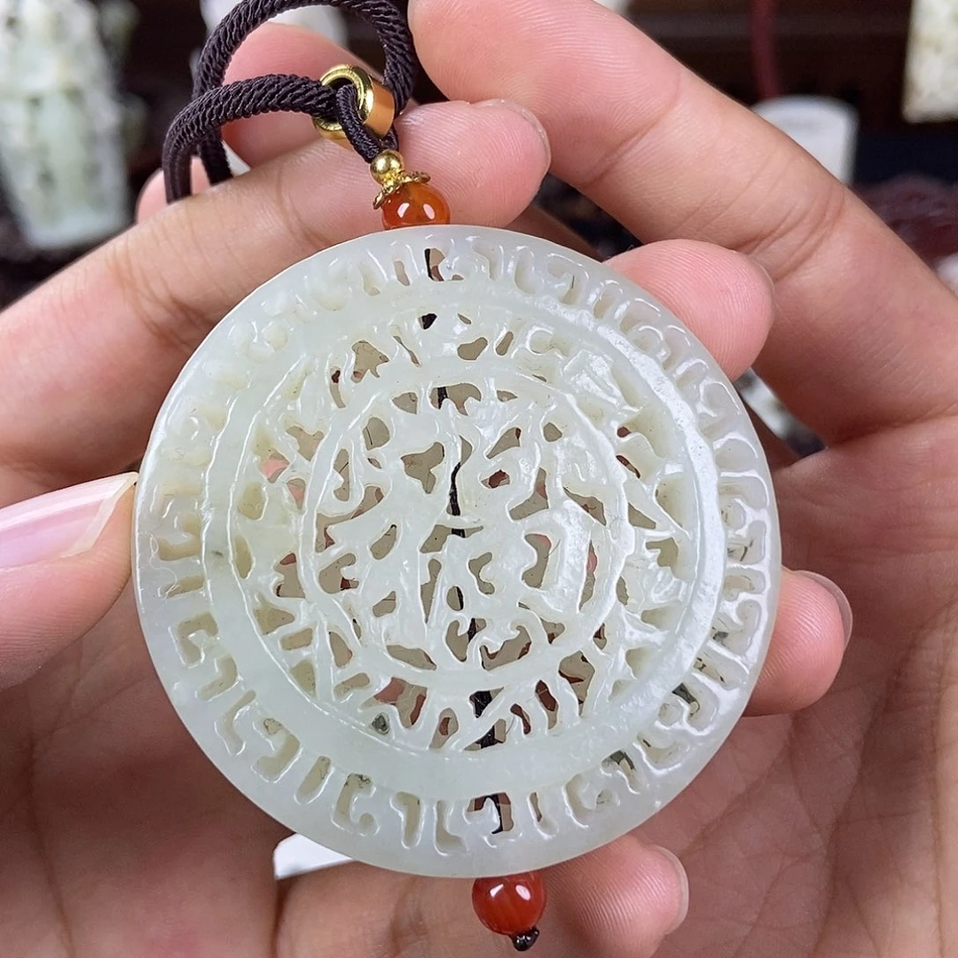 和田玉未镶嵌挂件