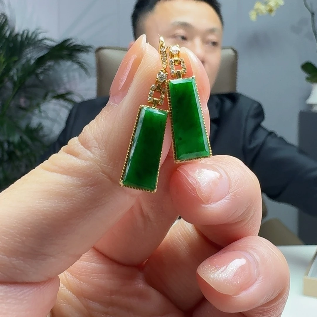 翡翠耳饰18K金镶嵌天然