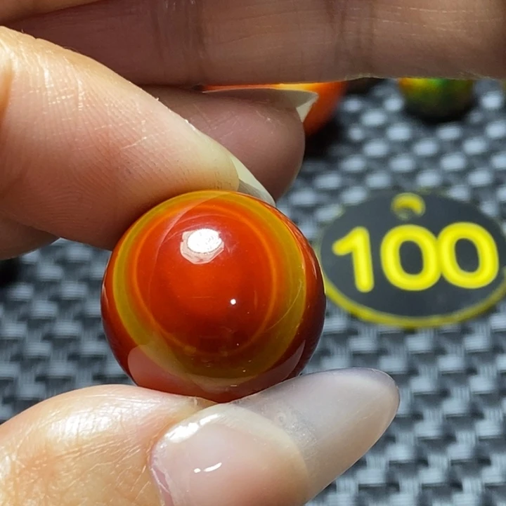 神***藏玛瑙/玉髓未镶嵌颈饰
