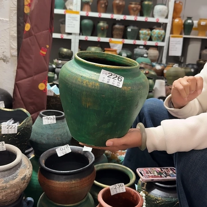 瑕疵绿色坛子226高度20口径14