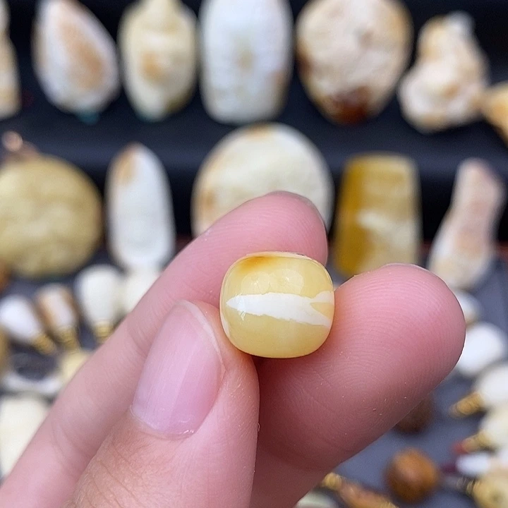 裸石琥珀未镶嵌12老邢b174