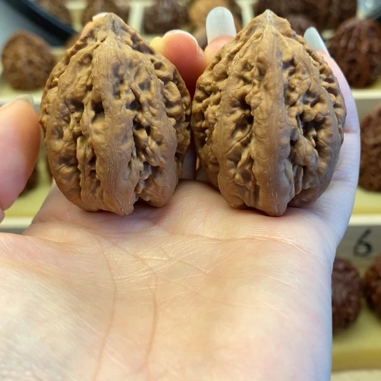 把件桃核东北秋子301