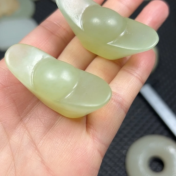 和田玉（糖玉）未镶嵌手链