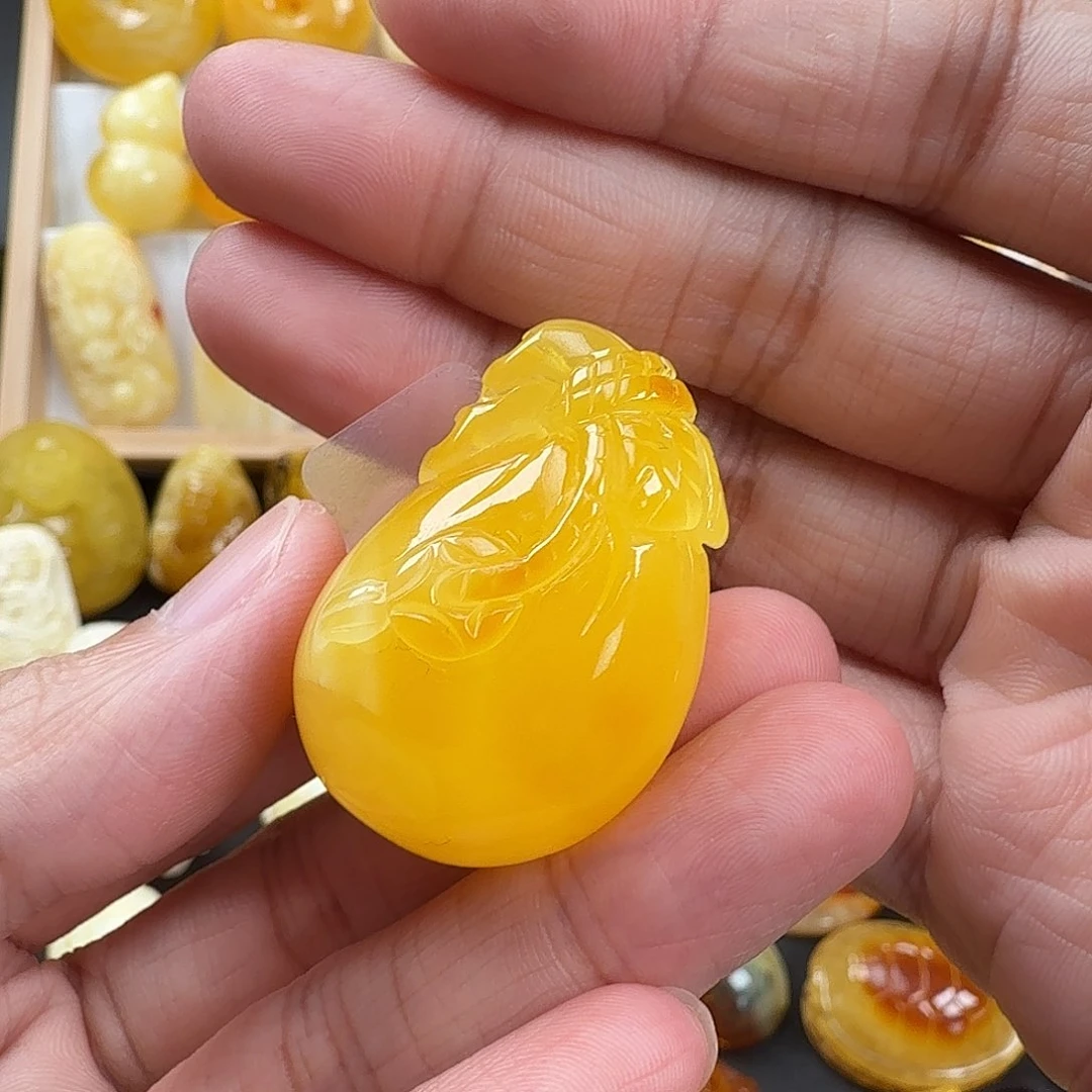 未镶嵌颈饰蜜蜡M****n蜜蜡10.6g