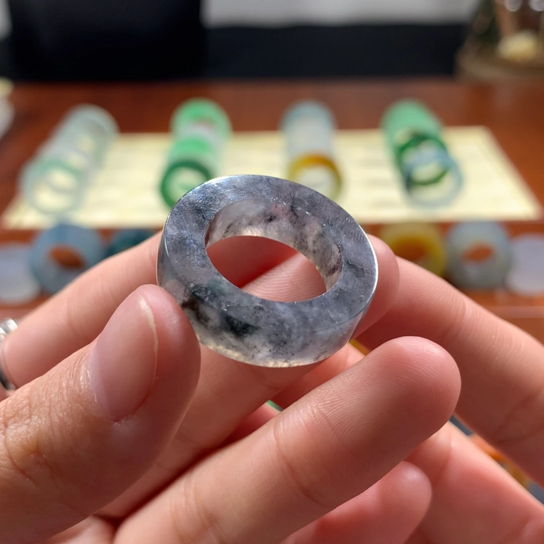 定制翡翠未镶嵌小*包