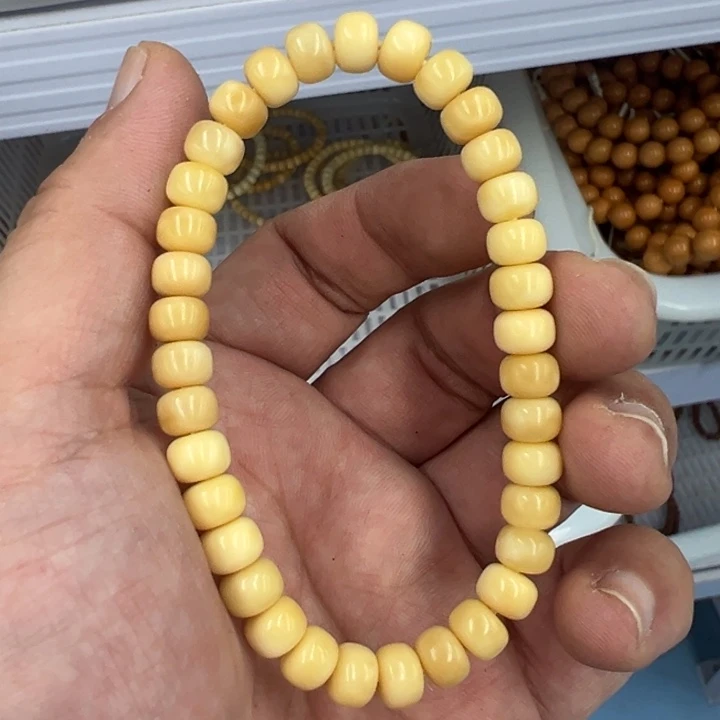 吊坠白玉菩提黄色423