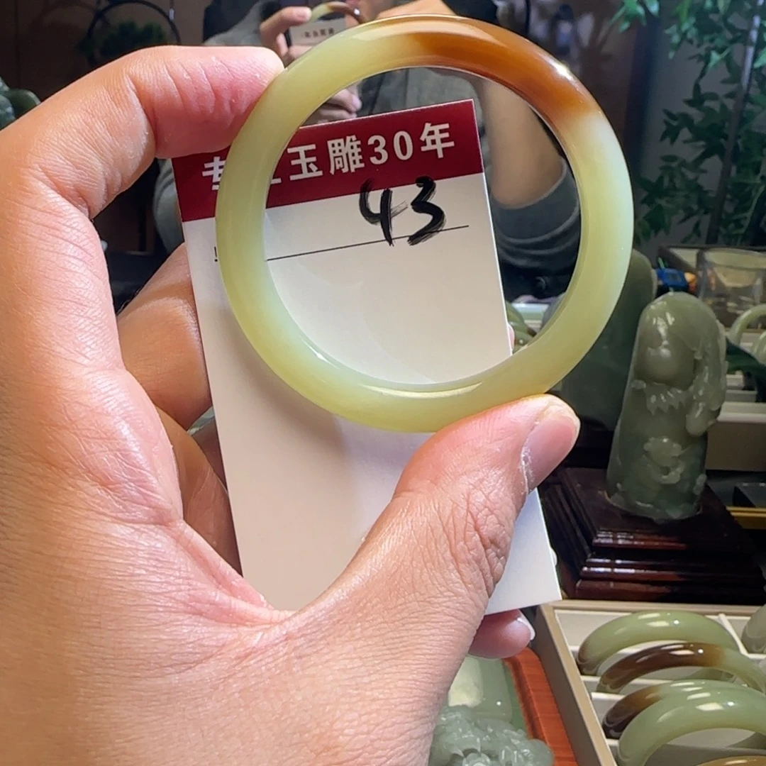 鲲***和田玉未镶嵌颈饰