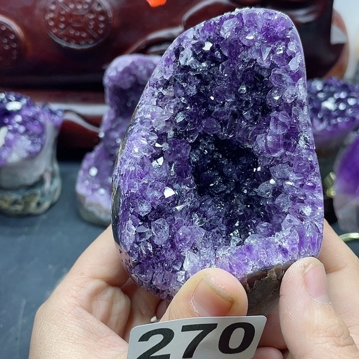 水晶大型摆件（非配饰）未镶嵌