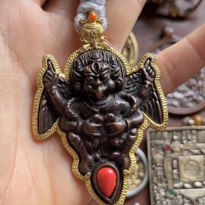 颈饰琉璃藏*喜欢的朋友