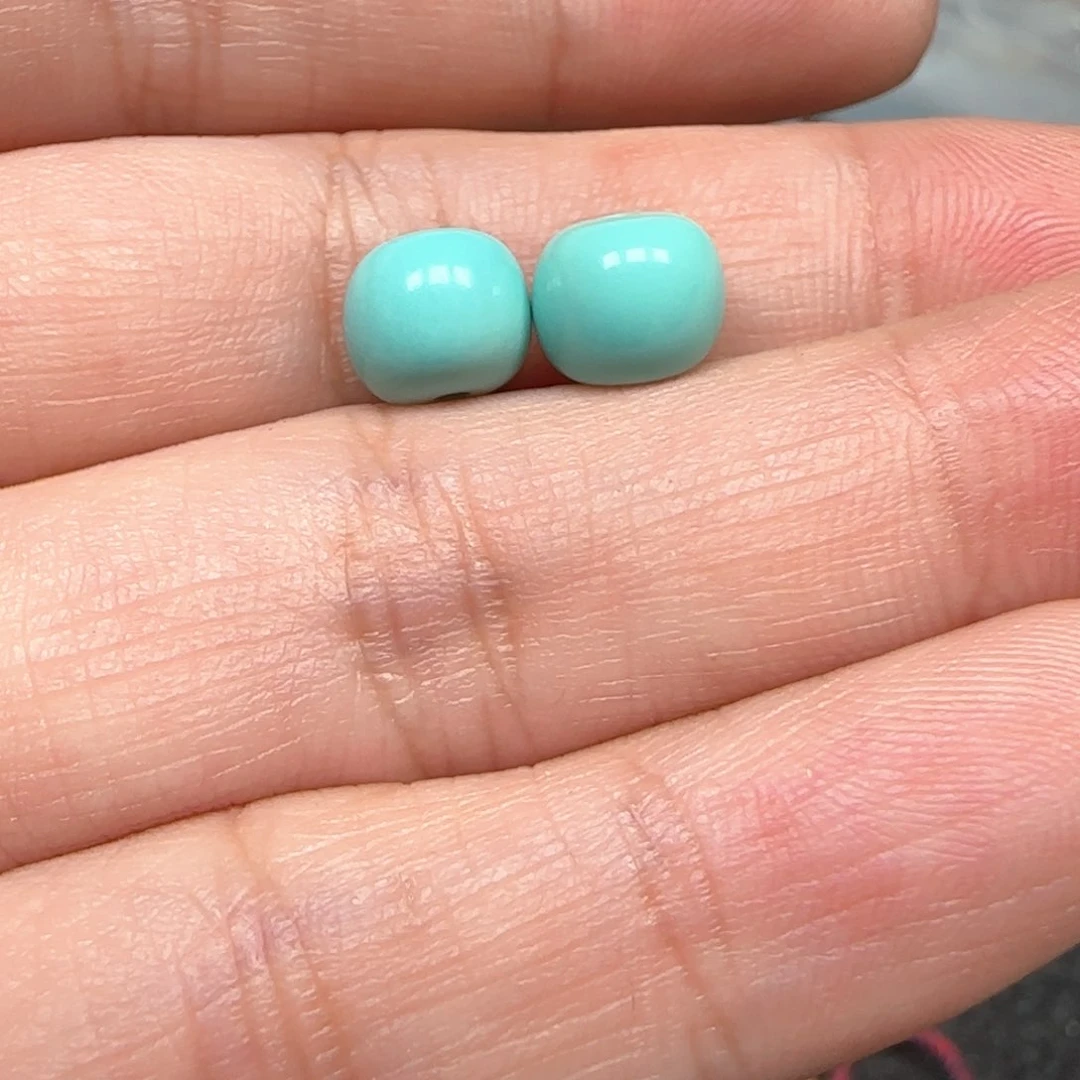 绿松石配饰未镶嵌