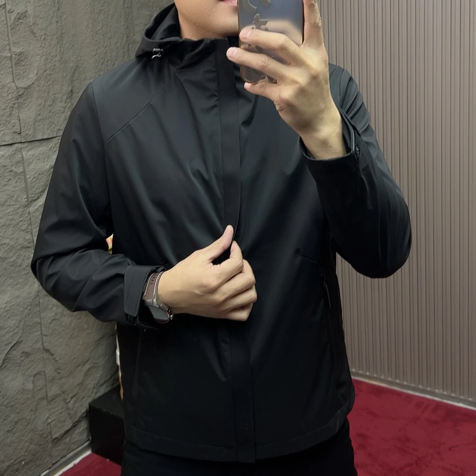 81023#2025男士秋冬新款连帽户外五防软壳冲锋衣