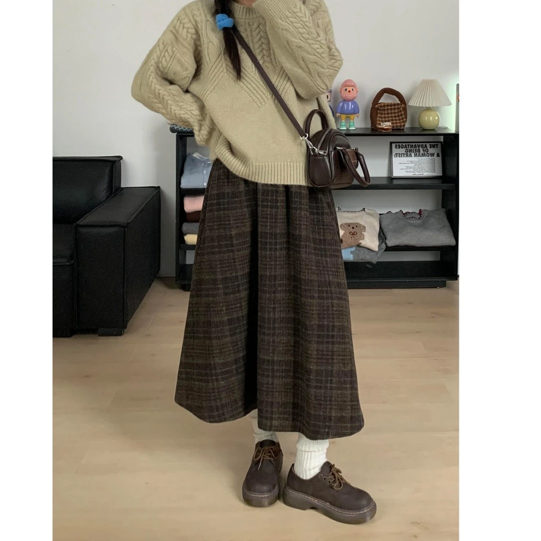 冬季款复古毛呢格子高腰显瘦遮肚子半身裙女大码梨形垂感百搭裙子