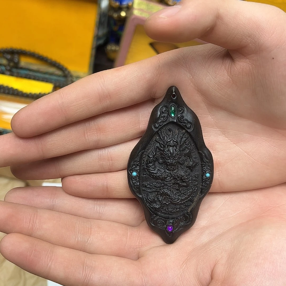 大叶紫檀（黑酸枝木类）