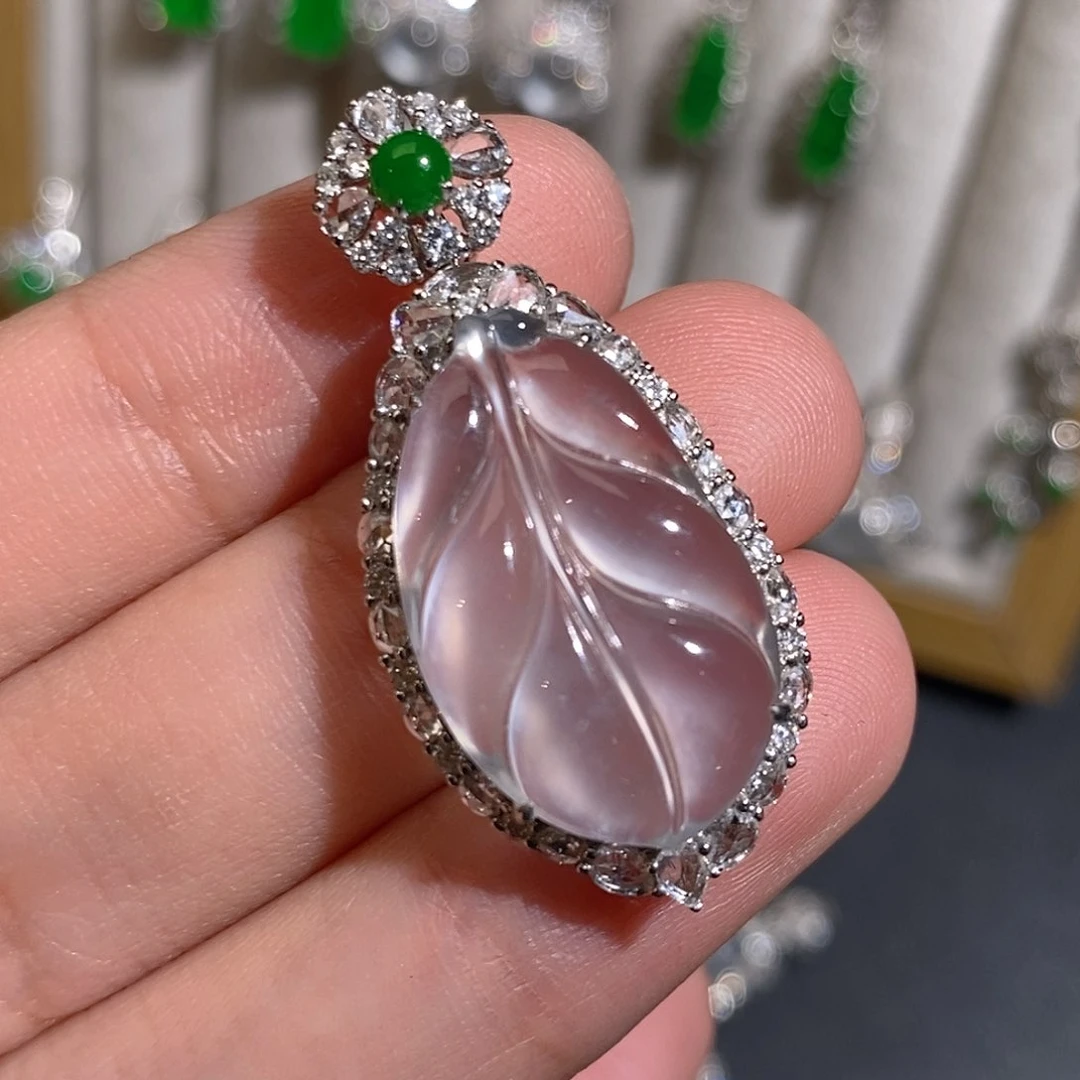 翡翠颈饰18K金镶嵌天然缅甸A货翡翠