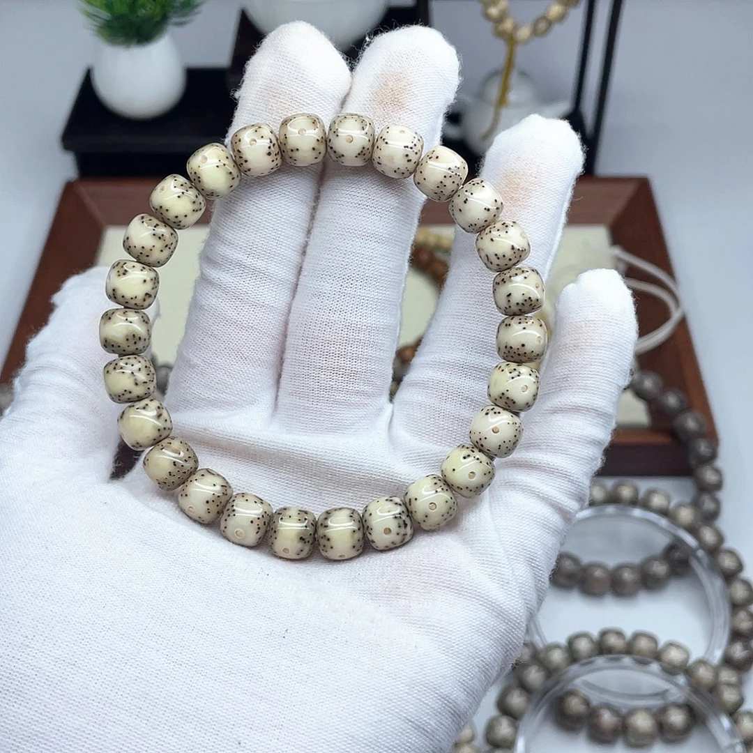 *****手串星月菩提9×8通体留白石玉料B15