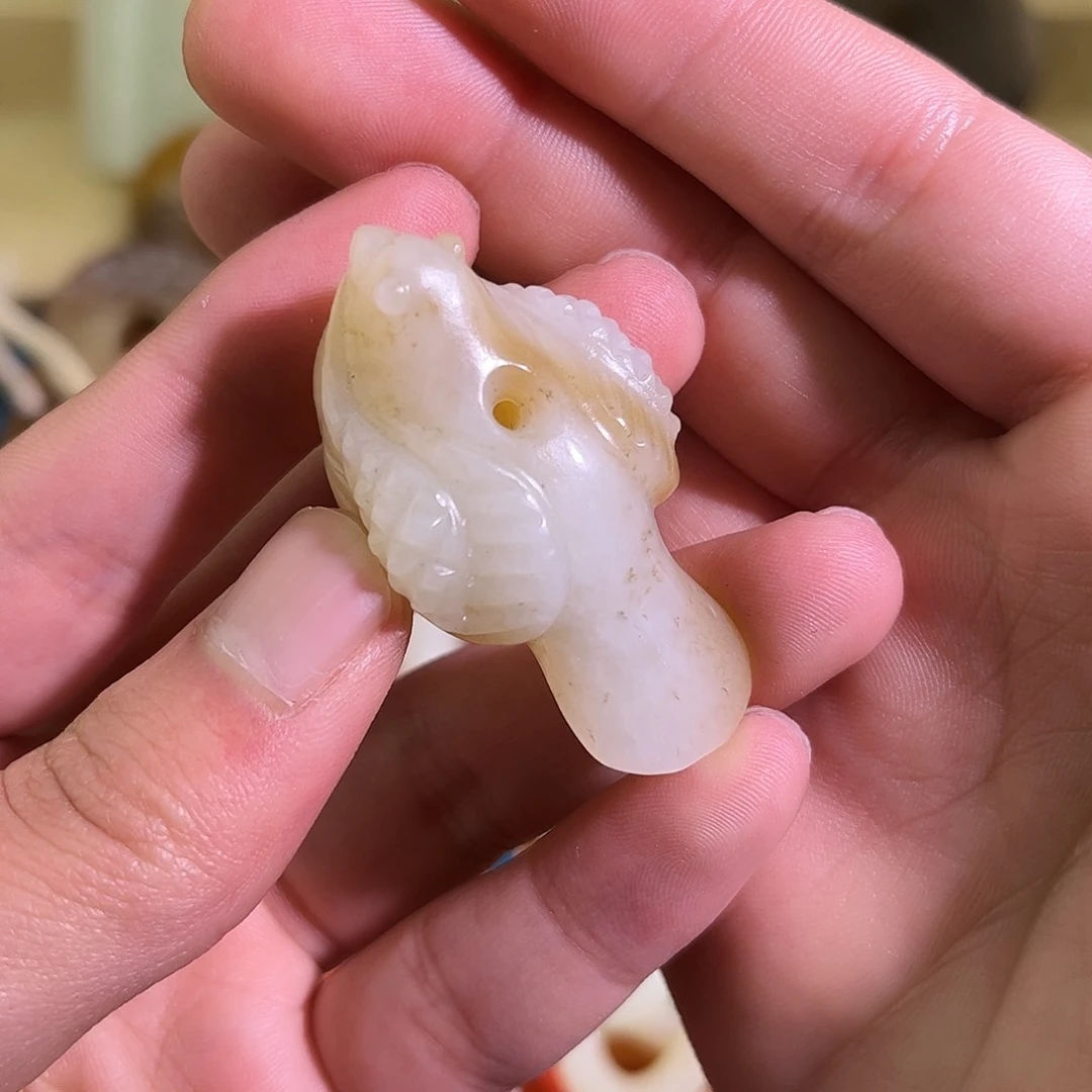 和田玉颈饰未镶嵌三*