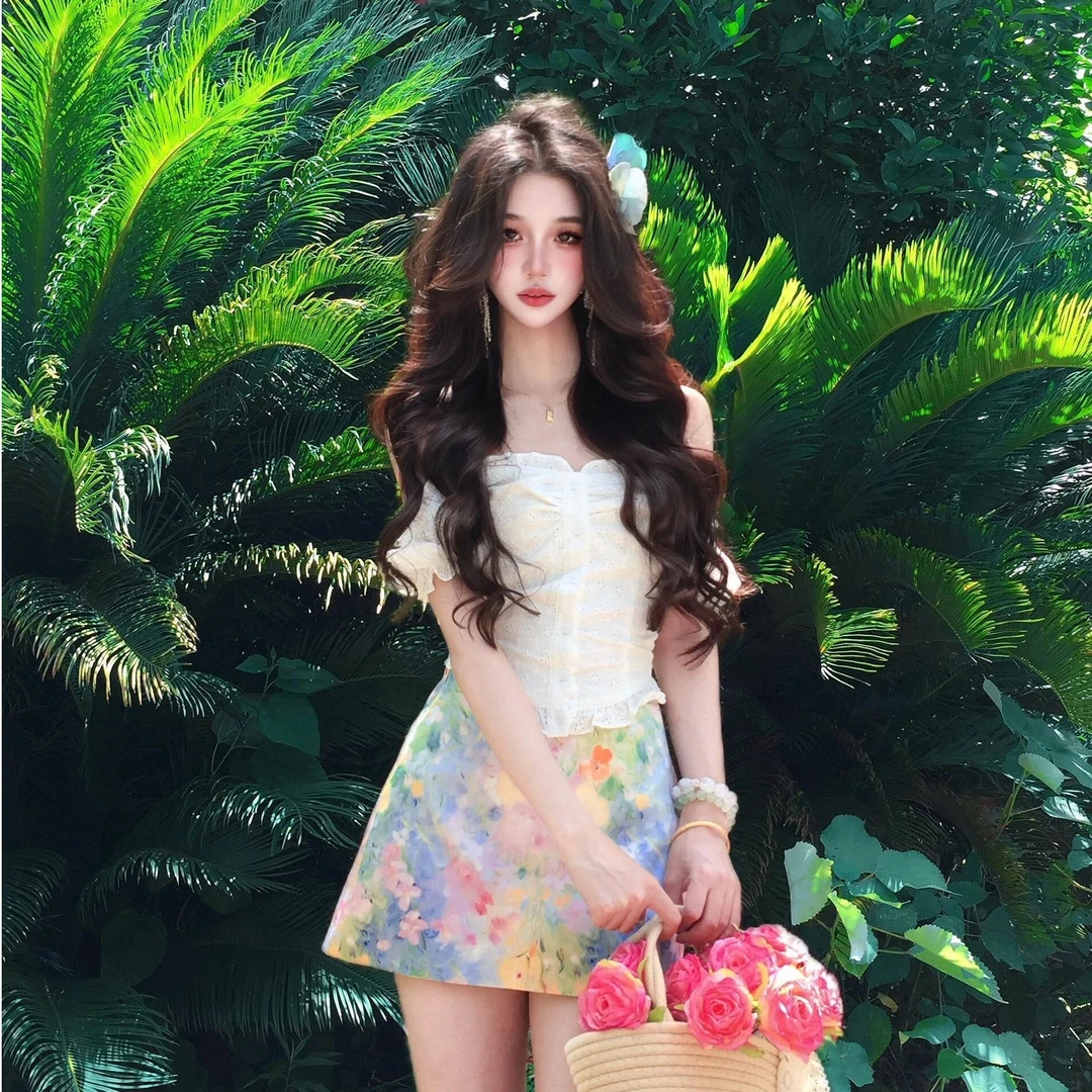 性感辣妹套装女2025夏季花边一字肩上衣彩色油画碎花半身裙两件套