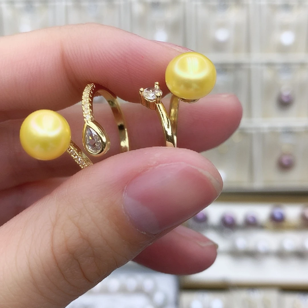 淡水珍珠吊坠(赠链)合金S***y