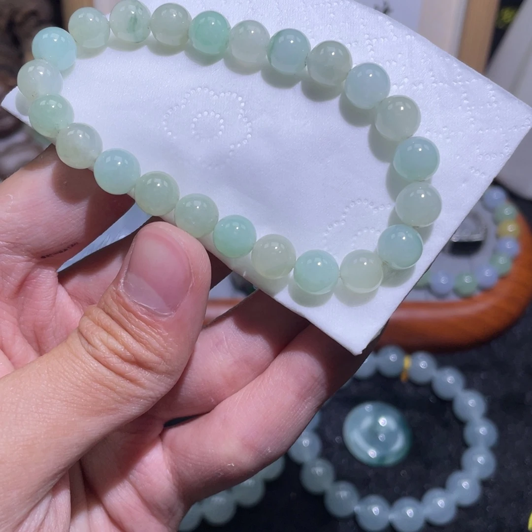 定制翡翠未镶嵌手串